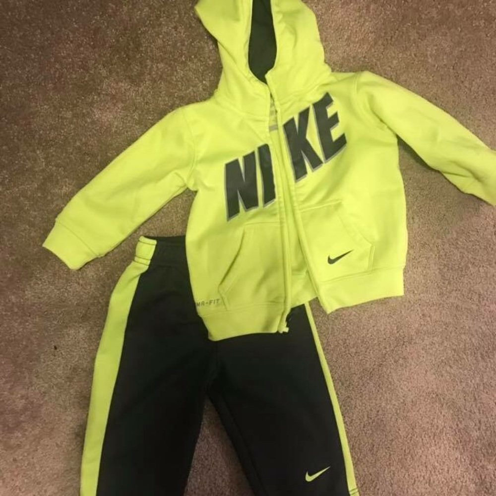 Baby boy Nike